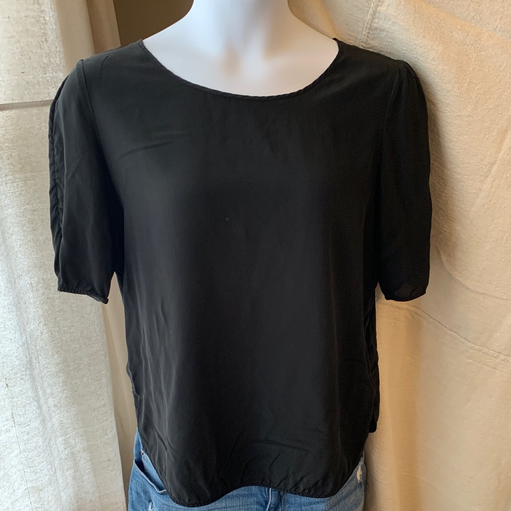 Banana Republic 3/4 sleeve silk shirt